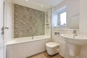 Family Bathroom- click for photo gallery